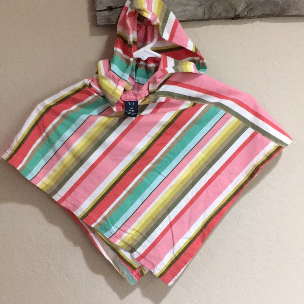 Cute poncho!